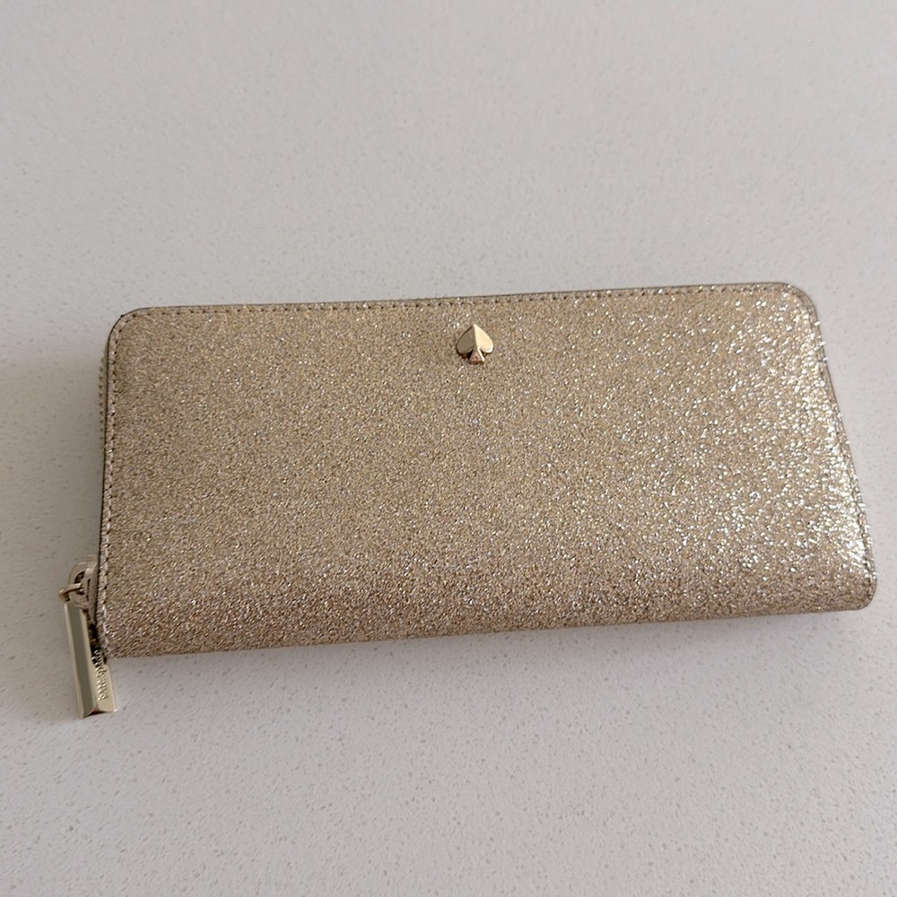 Gold wallet